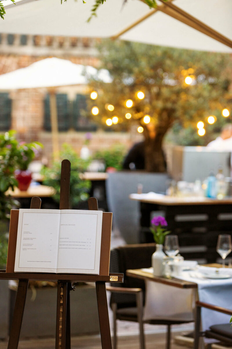 The courtyard garden of the alto restaurant